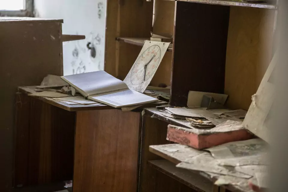 Home decluttering and waste removal in Enfield, North London